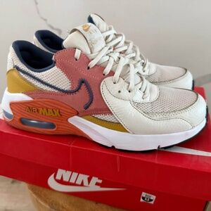 Unique Nike Air Max Excee 9.5 Men